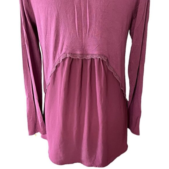 Tahari oversized Sheer Blouse - Size Small - Picture 4 of 7